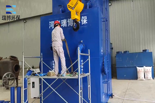 ��(y��u)����ˮ̎��,�������B(t��i)�h(hu��n)��Ʒ�|(zh��),����������,��ˮ�x�ӽ��Q��֬�^�V��,����|(zh��)�^�V��,�\��ɰ�^�V��