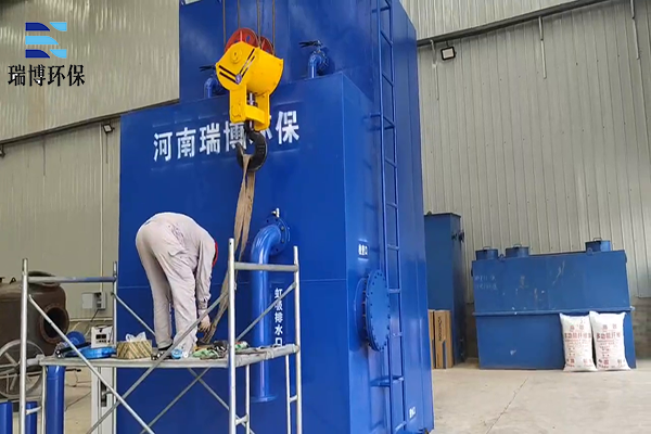 ��(y��u)����ˮ̎��,�������B(t��i)�h(hu��n)��Ʒ�|(zh��),����������,��ˮ�x�ӽ��Q��֬�^�V��,����|(zh��)�^�V��,�\��ɰ�^�V��